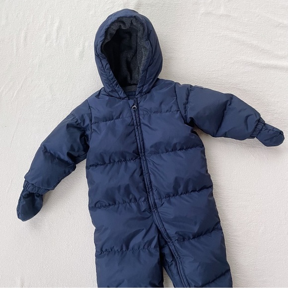 babyGap | Navy Blue Puffer Snowsuit With Mittens & Booties - Picture 8 of 15